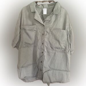 Members Mark Sage Green or Light Olive Women’s Camp Shirt XXL, Like New